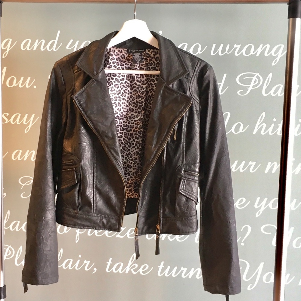 PRETTY GOOD  BLACK JACKET
